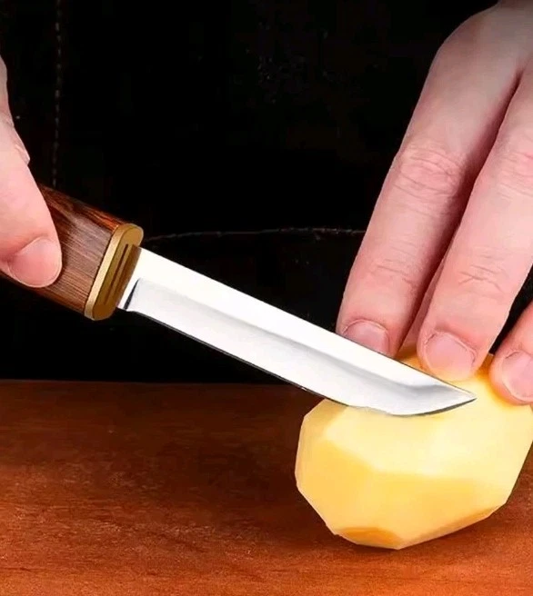 Edelstahlmesser bei der Anwendung